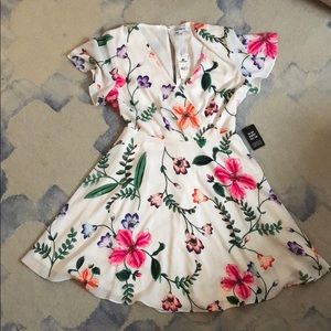 NEW Express white floral dress
